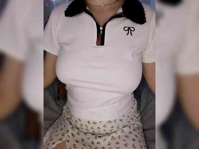 Liza_555 webcam