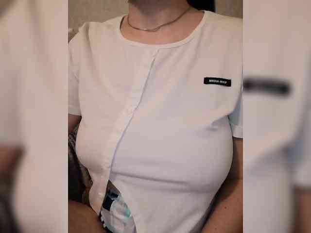 Liza_555 webcam