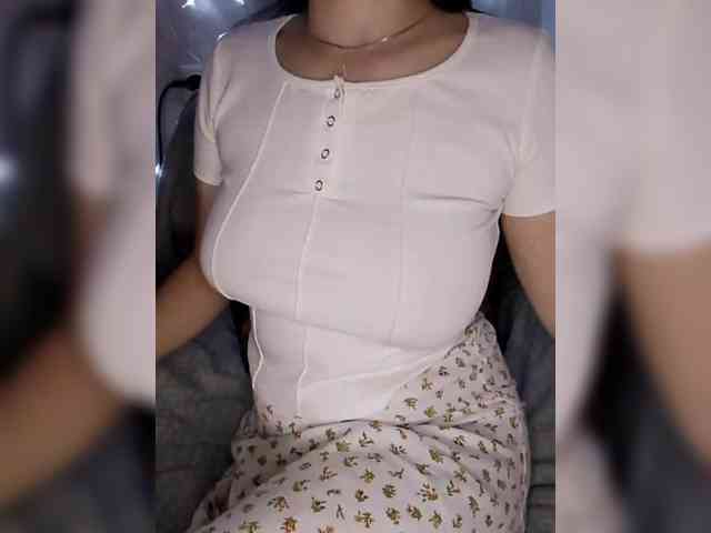 Liza_555 webcam