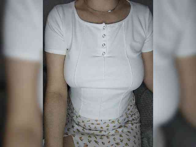 Liza_555 webcam
