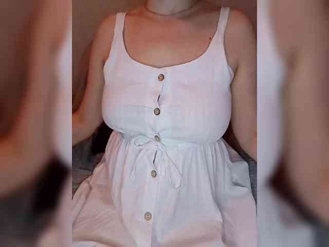 Liza_555 webcam