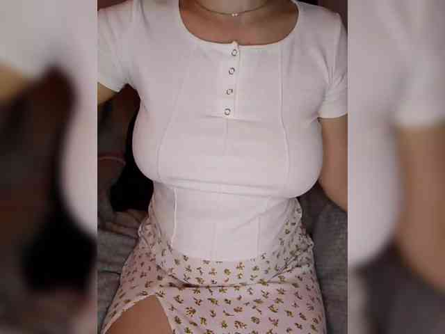Liza_555 webcam
