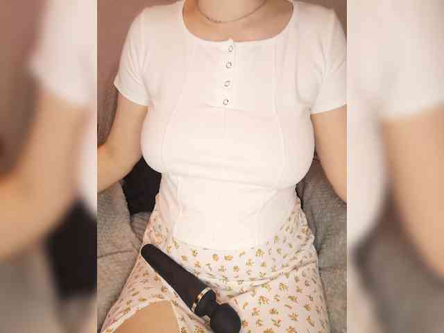 Liza_555 webcam