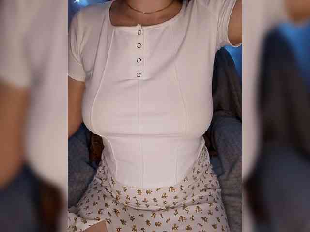 Liza_555 webcam