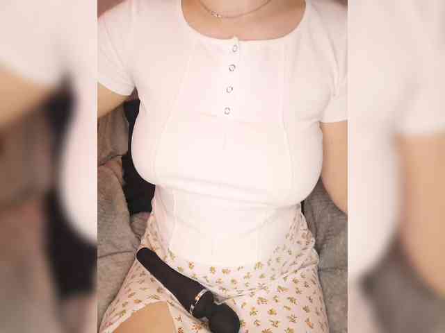 Liza_555 webcam