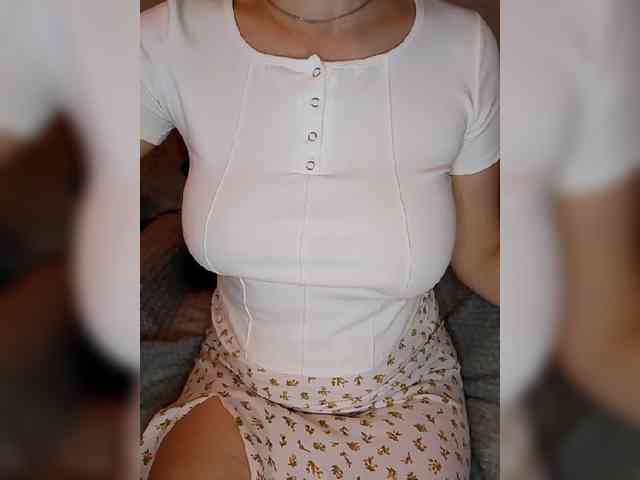Liza_555 webcam