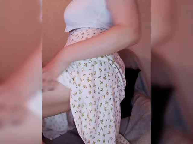 Liza_555 webcam