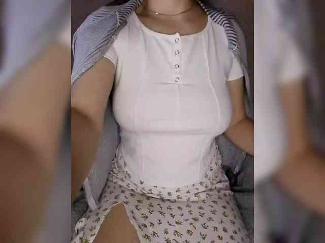 Liza_555 webcam