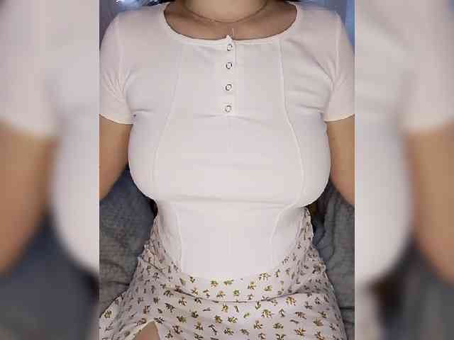 Liza_555 webcam