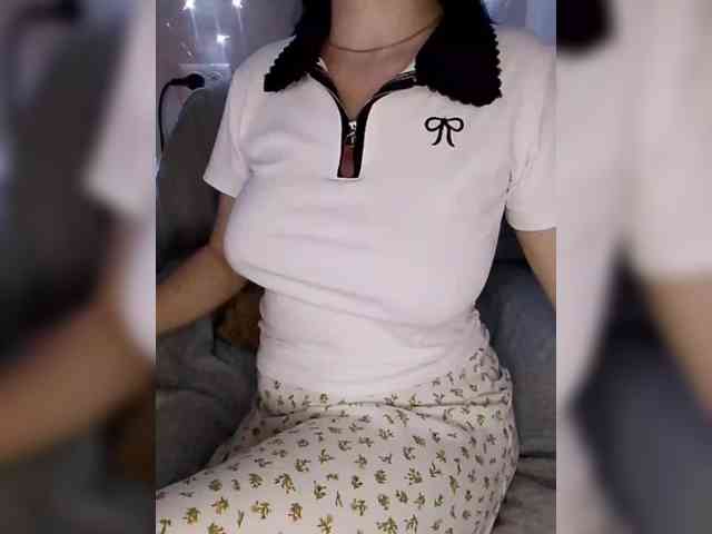 Liza_555 webcam