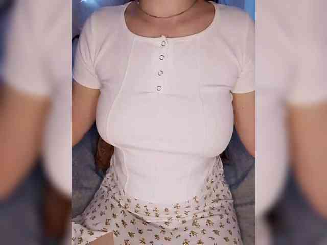 Liza_555 webcam