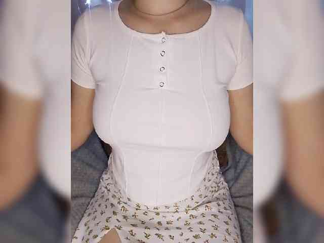 Liza_555 webcam