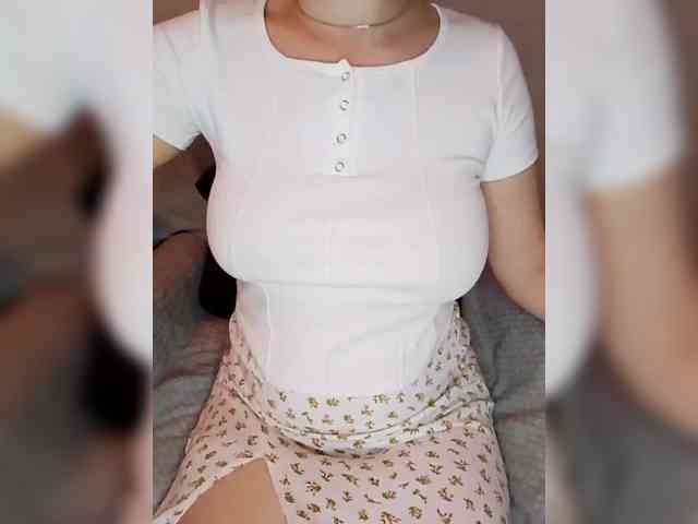 Liza_555 webcam
