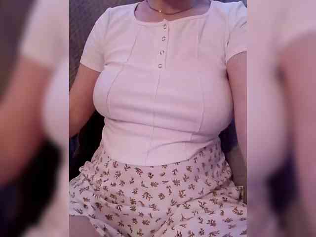 Liza_555 webcam