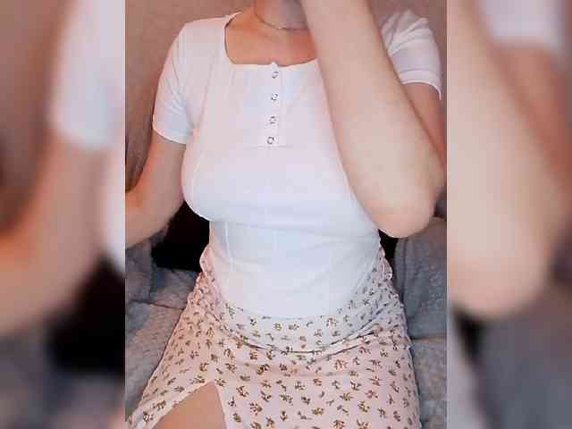 Liza_555 webcam