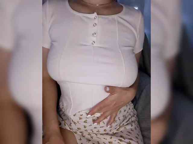 Liza_555 webcam