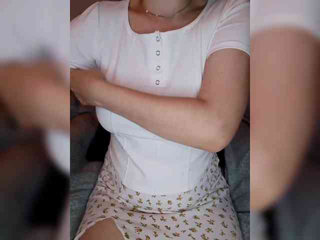 Liza_555 webcam
