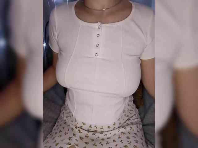 Liza_555 webcam