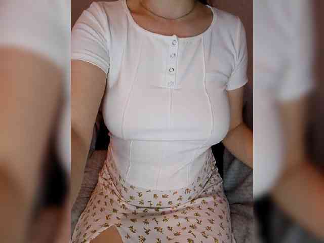 Liza_555 webcam
