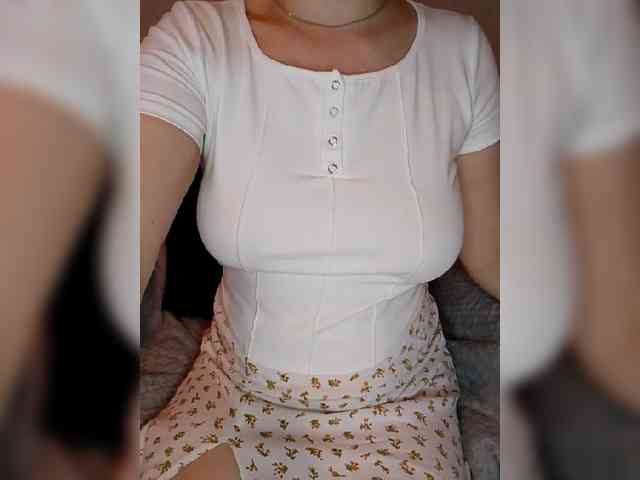 Liza_555 webcam