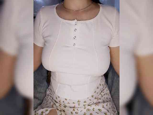 Liza_555 webcam