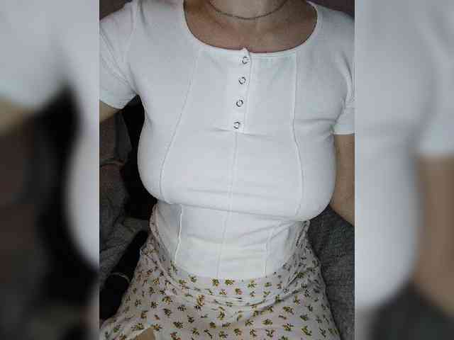 Liza_555 webcam