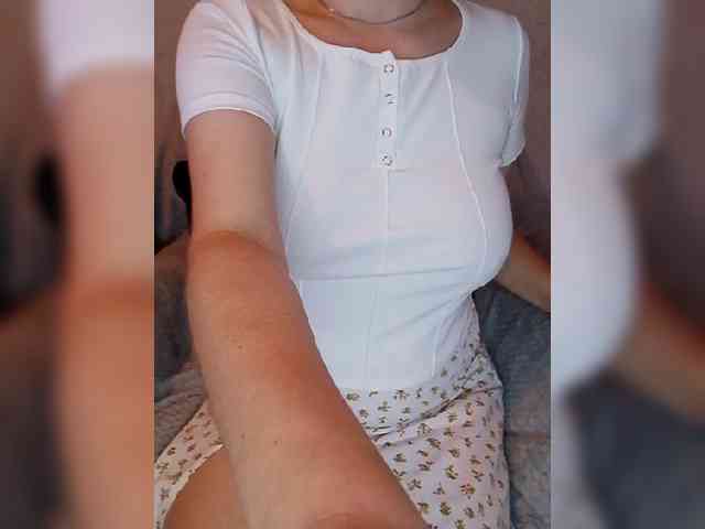 Liza_555 webcam