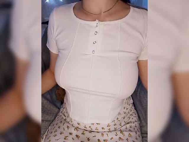 Liza_555 webcam