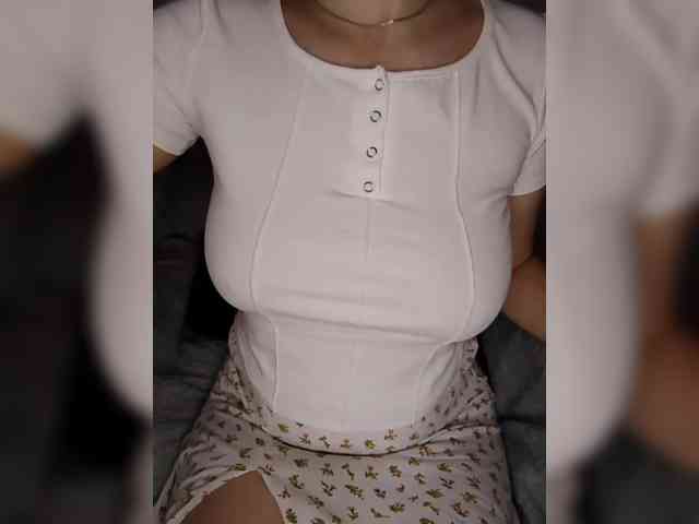 Liza_555 webcam