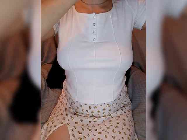 Liza_555 webcam