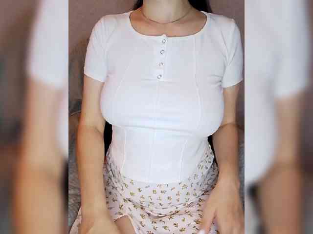 Liza_555 webcam