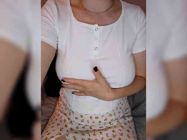 Liza_555 webcam