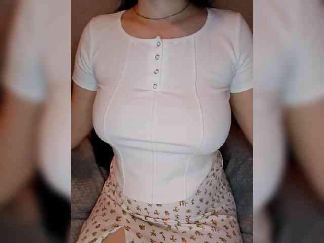 Liza_555 webcam