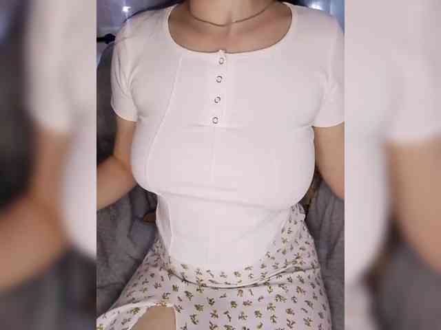 Liza_555 webcam