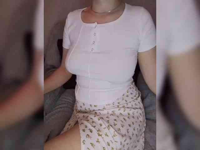 Liza_555 webcam