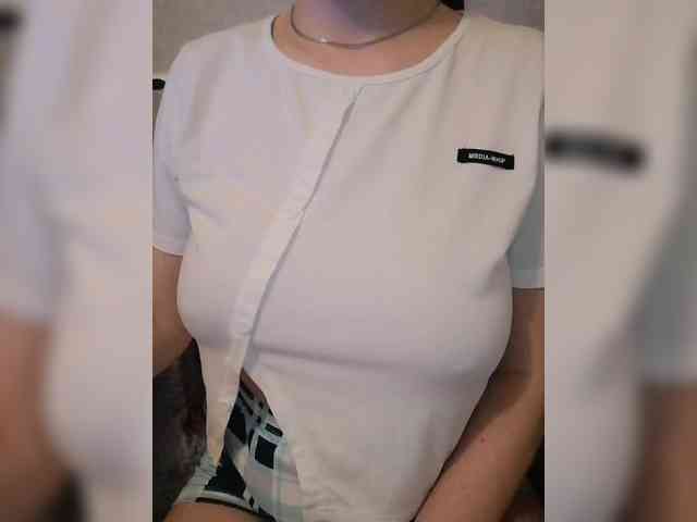 Liza_555 webcam