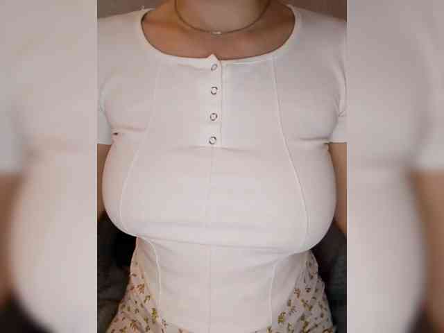 Liza_555 webcam