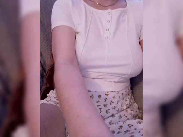 Liza_555 webcam