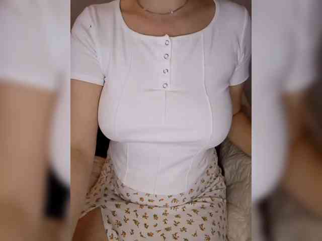 Liza_555 webcam