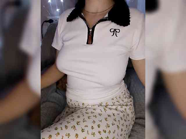 Liza_555 webcam