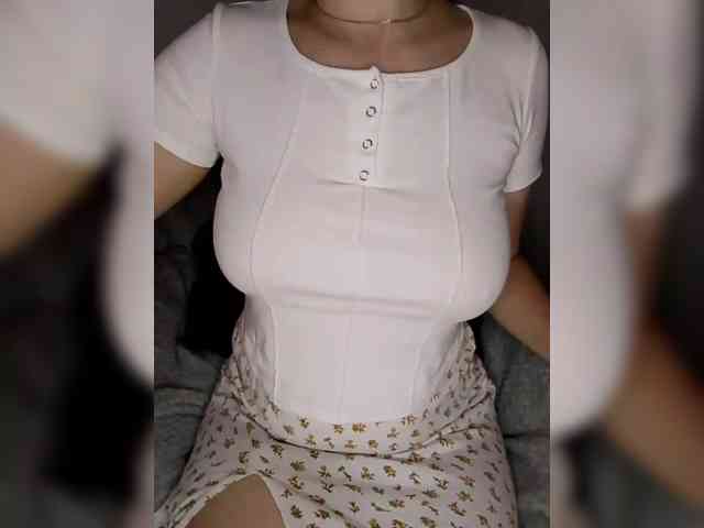 Liza_555 webcam
