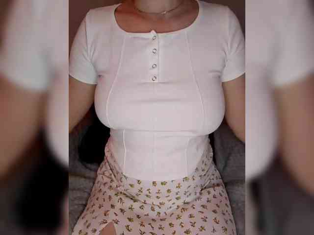 Liza_555 webcam