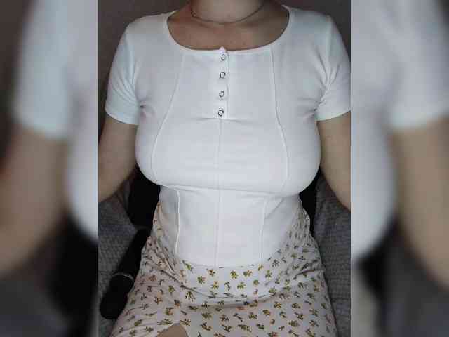 Liza_555 webcam