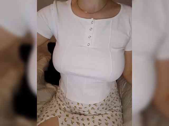 Liza_555 webcam