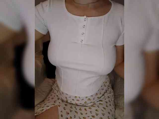 Liza_555 webcam