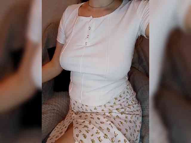Liza_555 webcam