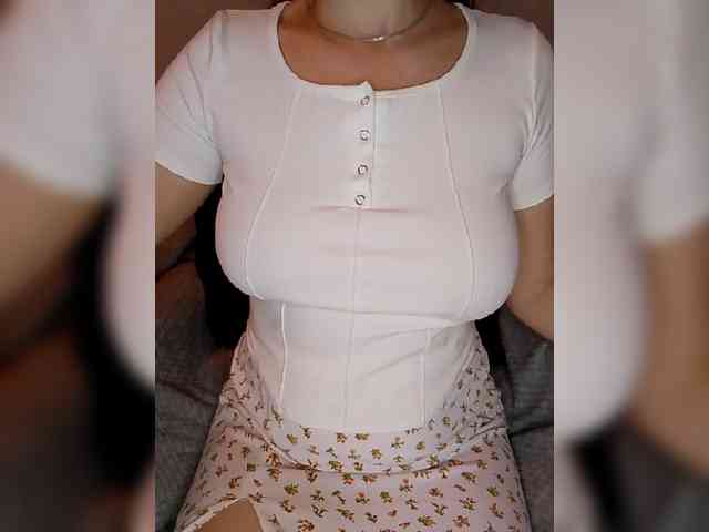 Liza_555 webcam