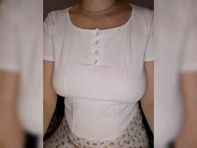 Liza_555 webcam