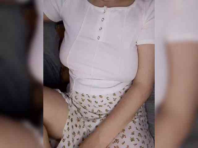 Liza_555 webcam