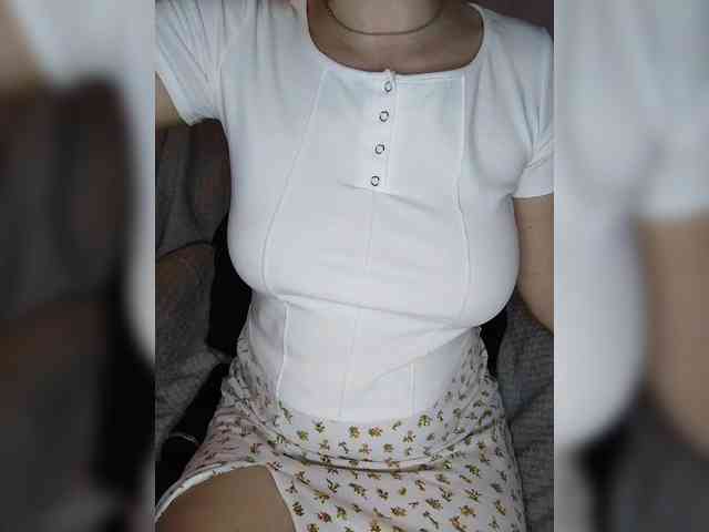 Liza_555 webcam